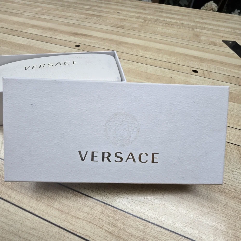 Versace Italy White Sunglass Eyeglass Hard Shell Case, Box & Cards ONLY Designer